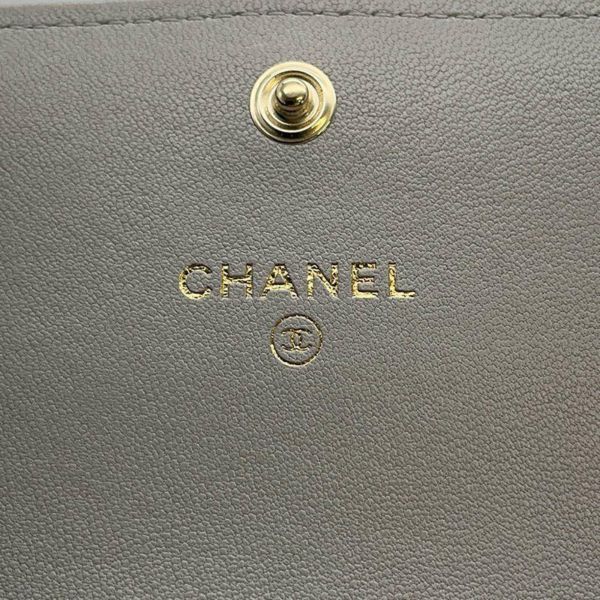 シャネル チェーンウォレット ミニ 19フラップ マトラッセ ラムスキン AP2409 CHANEL 財布