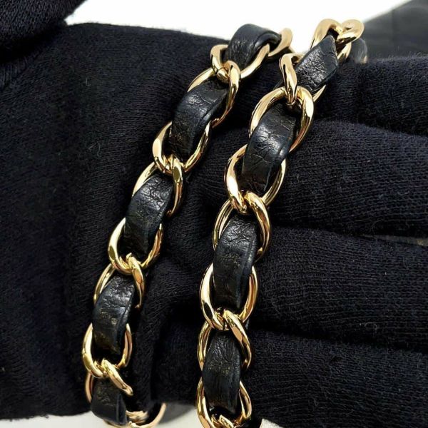 シャネル チェーンショルダーバッグ ミニ マトラッセ ココマーク シングルチェーン ラムスキン A01115 CHANEL 黒