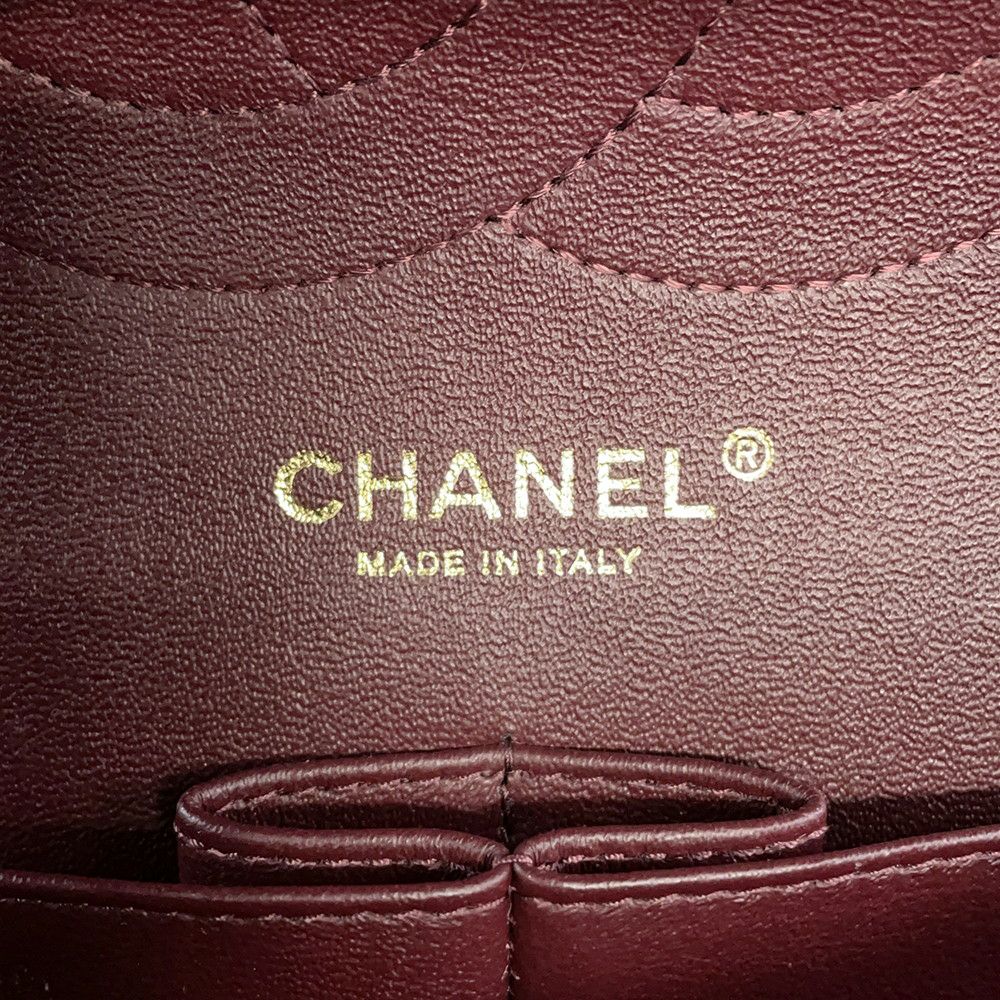 シャネル チェーンショルダーバッグ ココマーク マトラッセ30 キャビアスキン A58600 CHANEL 黒