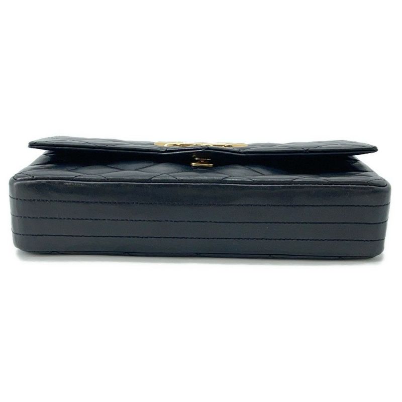 シャネル チェーンショルダーバッグ ココマーク マトラッセ シングルフラップ ラムスキン CHANEL 黒