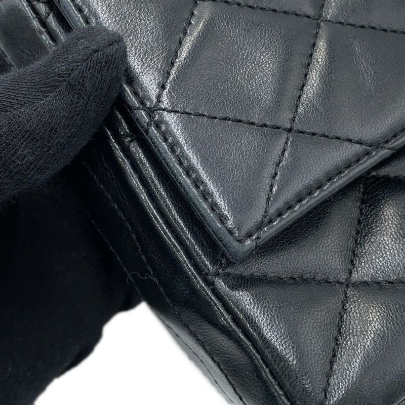 シャネル チェーンショルダーバッグ ココマーク マトラッセ シングルフラップ ラムスキン CHANEL 黒