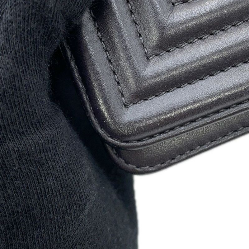 シャネル チェーンショルダーバッグ ココマーク ボーイシャネル A67086 CHANEL