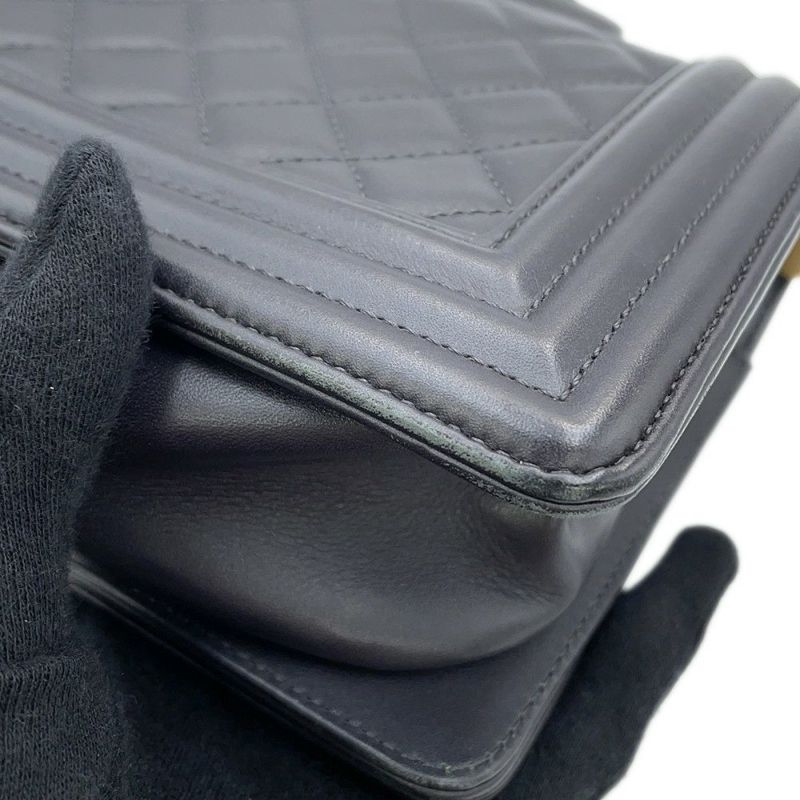 シャネル チェーンショルダーバッグ ココマーク ボーイシャネル A67086 CHANEL