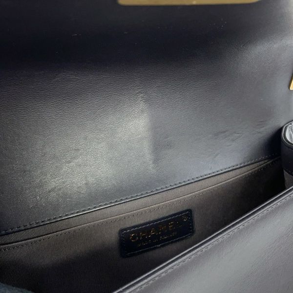 シャネル チェーンショルダーバッグ ココマーク ボーイシャネル A67086 CHANEL