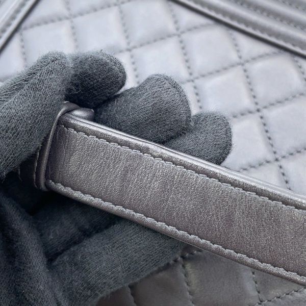 シャネル チェーンショルダーバッグ ココマーク ボーイシャネル A67086 CHANEL