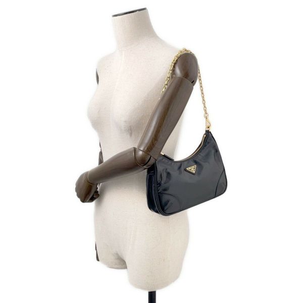 プラダ ショルダーバッグ Re-Edition 2005 レザー パテント 1BH204 PRADA 2way 黒