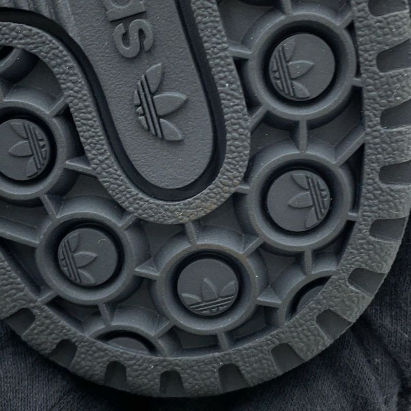 プラダ スニーカー Re-Nylonプラダ×adidas フォーラムハイカット メンズサイズ7 1/2 2TG193 PRADA 黒