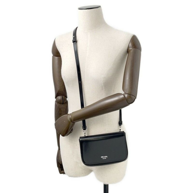 プラダ ハンドバッグ ブラッシュレザー 2VD061 PRADA 黒 ミニバッグ