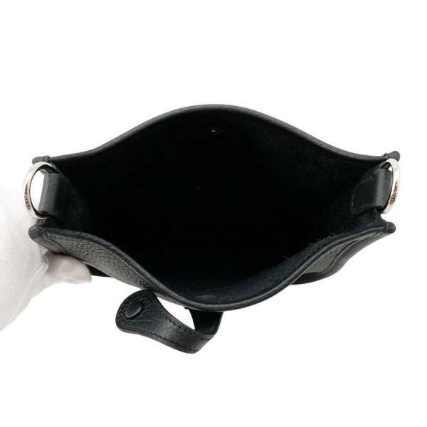 エルメス ショルダーバッグ エブリンTPM アマゾン 111cm ブラック/シルバー金具 トリヨンクレマンス K刻印 HERMES Evelyne 黒