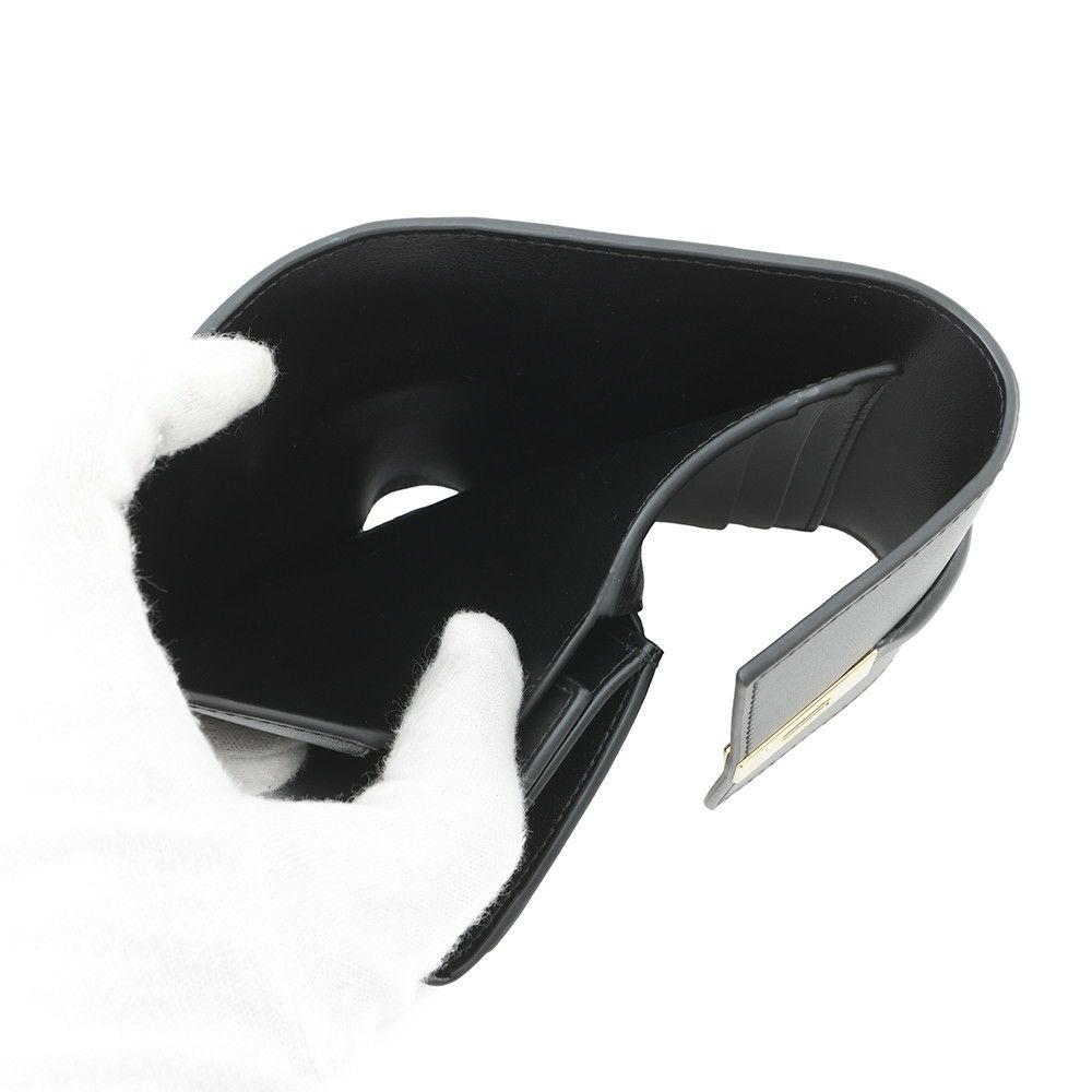 セリーヌ 三つ折り財布 16 セーズ スモール トリフォールド ウォレット 10F523CQ7 CELINE 黒