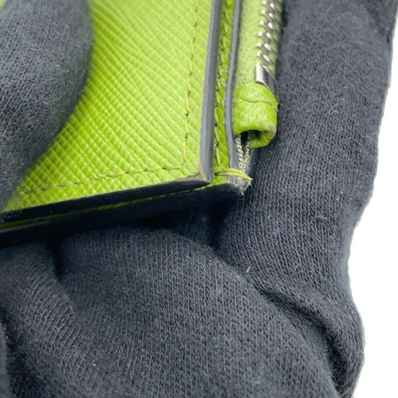 プラダ 二つ折り財布 サフィアーノ トライアングルロゴ 2ML049 PRADA 日本限定カラー