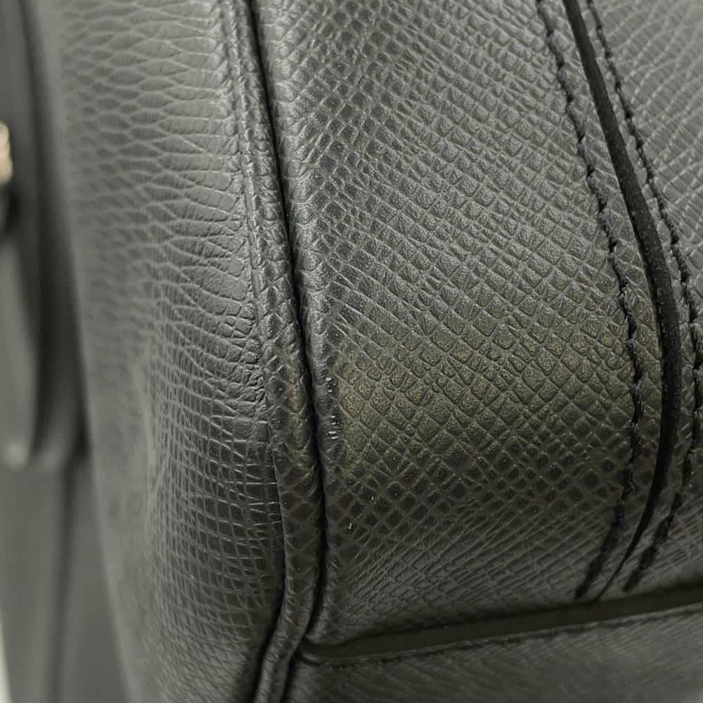 ルイヴィトン ビジネスバッグ タイガ ポルトドキュマン・ヴォワヤージュPM M33412 ブリーフケース PDV 黒 ブラック