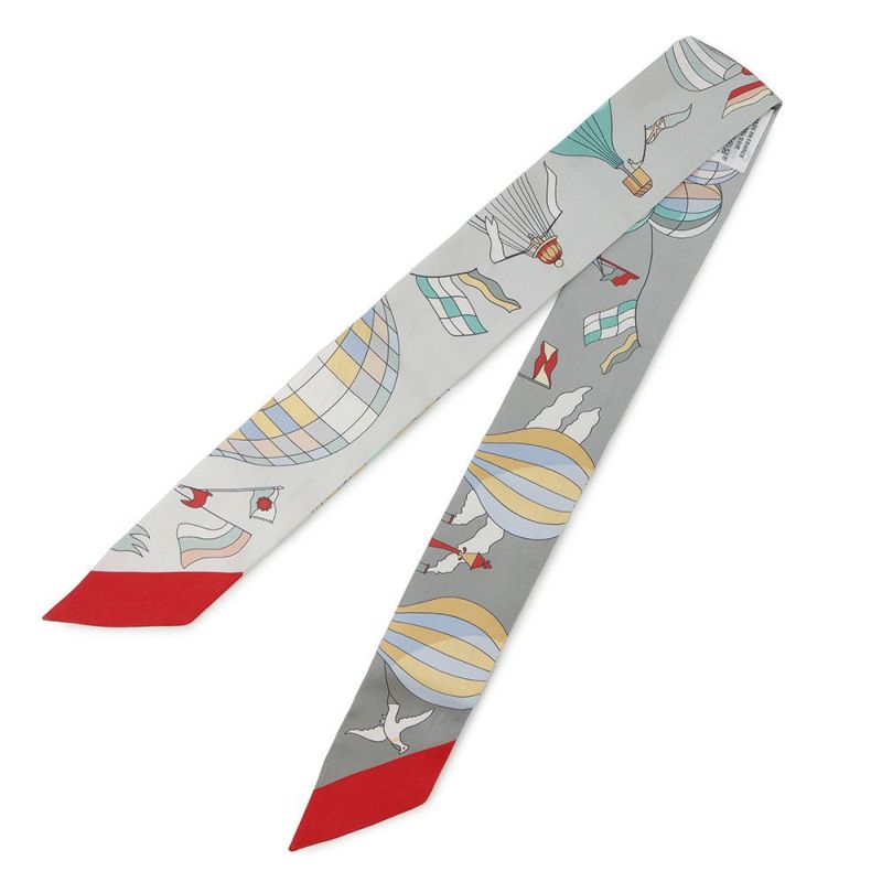 エルメス スカーフ ツイリー 大空の狂気 Les Folies Du Ciel HERMES シルクツイル 2022年春夏