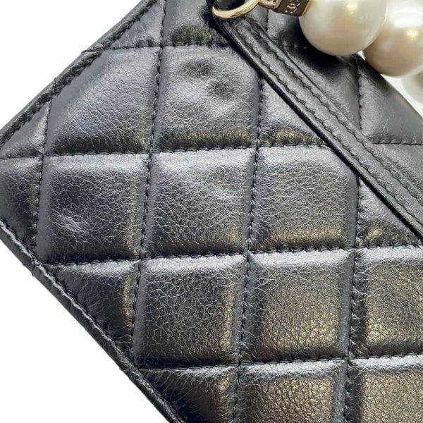 シャネル  パールチェーンショルダーウォレット マトラッセ ココマーク ラムスキン AP1839 CHANEL 黒