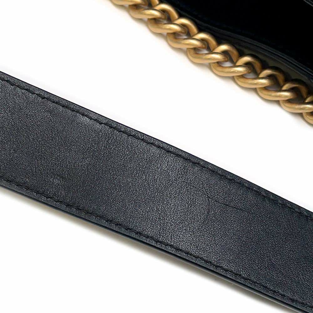 シャネル ショルダーバッグ マトラッセ ココマーク ホーボーバッグ カーフレザー A57573 CHANEL 2way 黒