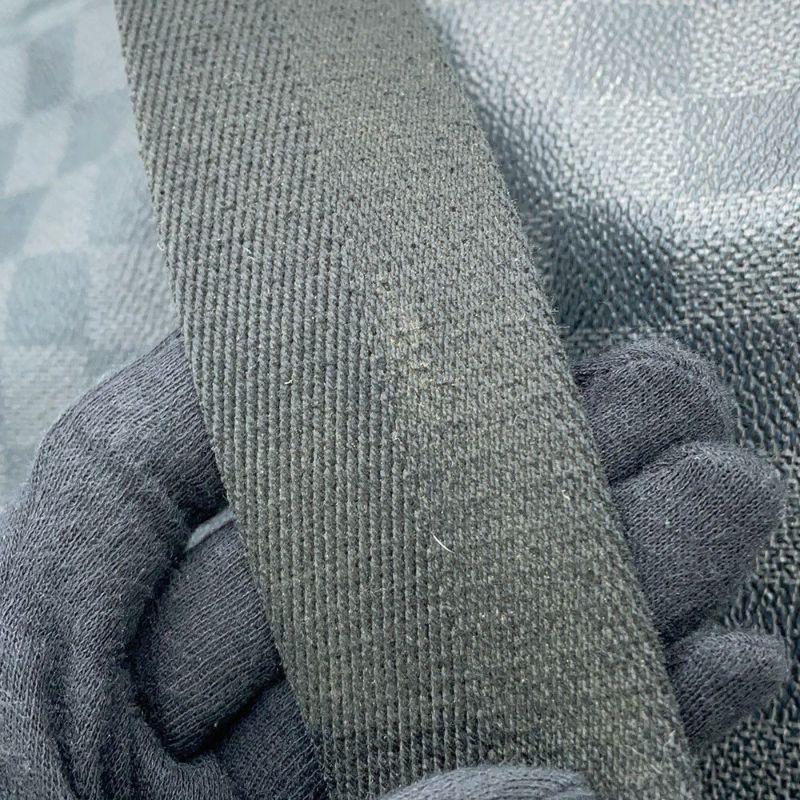 ルイヴィトン ボディバッグ ダミエ・グラフィット トラベルステッカー アヴェニュー・スリングバッグ N41056 黒 ブラック