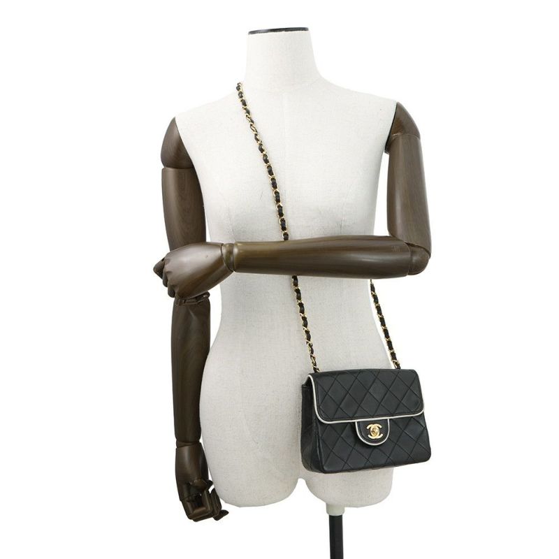シャネル チェーンショルダーバッグ ミニ マトラッセ18 ココマーク ラムスキン CHANEL 黒