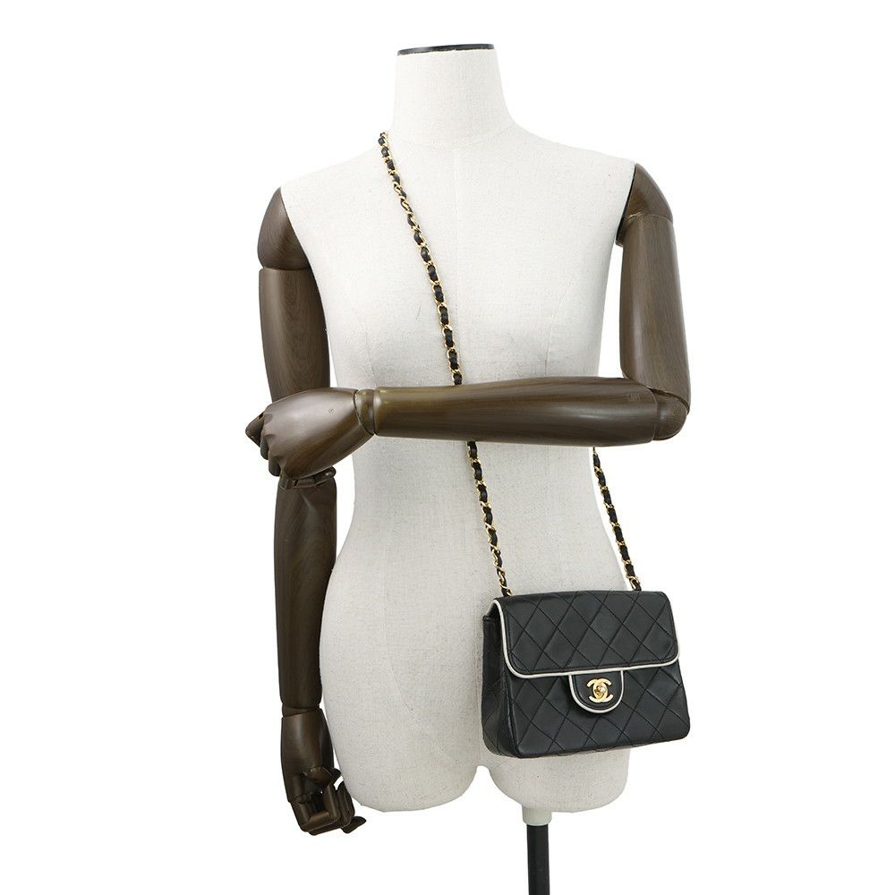 シャネル チェーンショルダーバッグ ミニ マトラッセ18 ココマーク ラムスキン CHANEL 黒