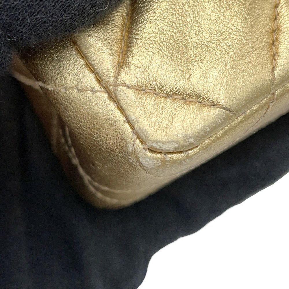 シャネル チェーンショルダーバッグ ミニ マトラッセ18 ココマーク ラムスキン CHANEL A35200