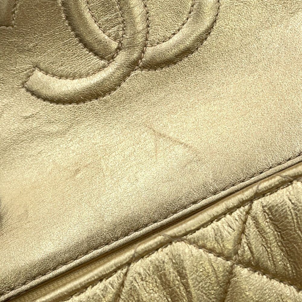 シャネル チェーンショルダーバッグ ミニ マトラッセ18 ココマーク ラムスキン CHANEL A35200