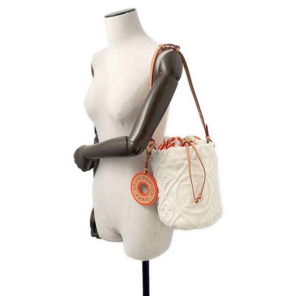 ルイヴィトン ハンドバッグ LVバイザプール パイル バケット・LVバケーション M25146 LOUIS VUITTON アイボリー