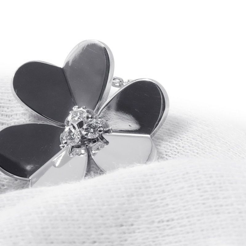 ヴァンクリーフ&アーペル ネックレス フリヴォル ペンダント ラージモデル ダイヤモンド 3P 計0.16ct K18WGホワイトゴールド VCARD25300