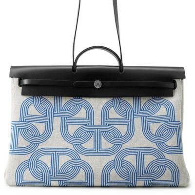 サルバトーレ・フェラガモ トートバッグ エイミー ガンチーニ レザー