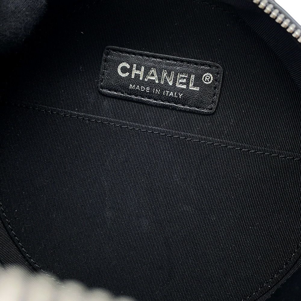 シャネル チェーンショルダーバッグ ココマーク ラウンド パテント CHANEL バッグ 黒