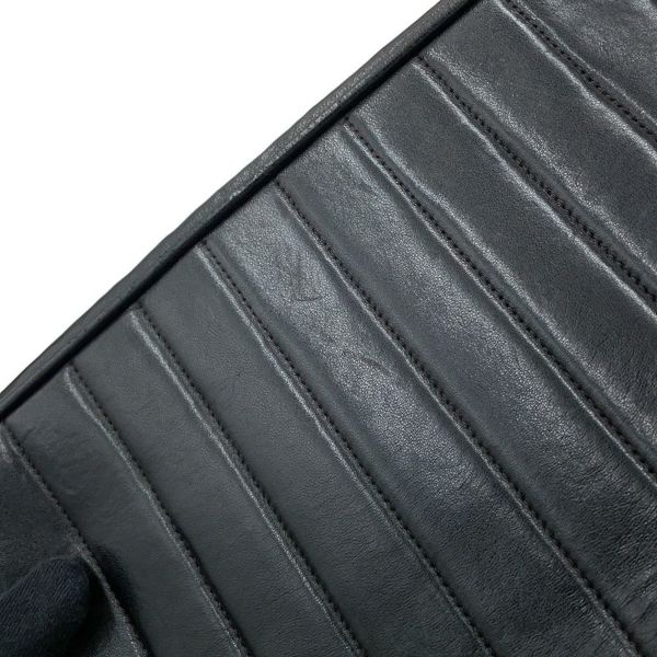 シャネル チェーンショルダーバッグ マドモアゼル ココマーク タッセルチャーム付き ラムスキン CHANEL 黒