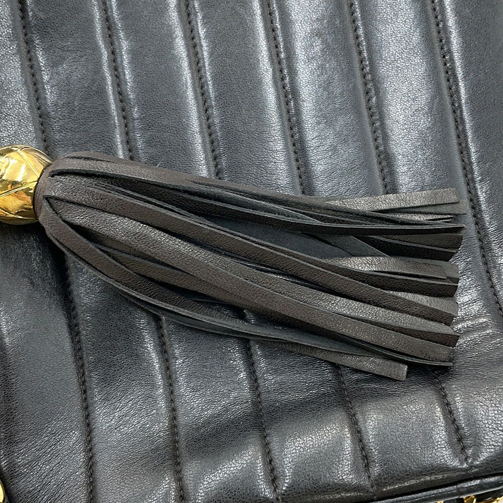 シャネル チェーンショルダーバッグ マドモアゼル ココマーク タッセルチャーム付き ラムスキン CHANEL 黒