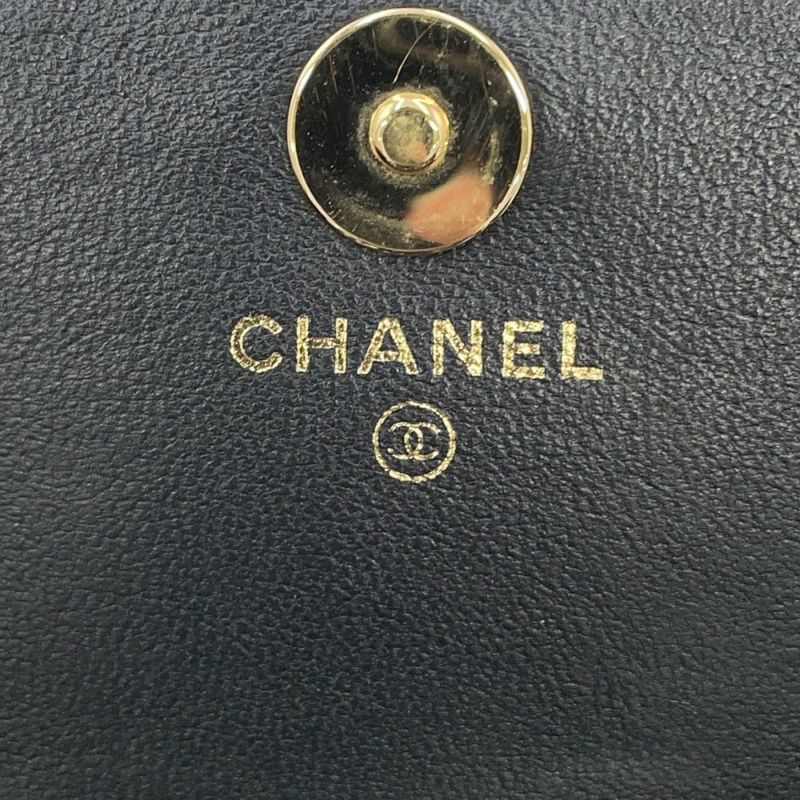 シャネル チェーンショルダーバッグ マトラッセ ココマーク ミニ エナメル AP3005 CHANEL 黒