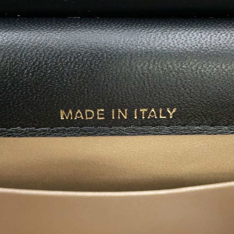 シャネル チェーンショルダーバッグ マトラッセ ココマーク ミニ エナメル AP3005 CHANEL 黒