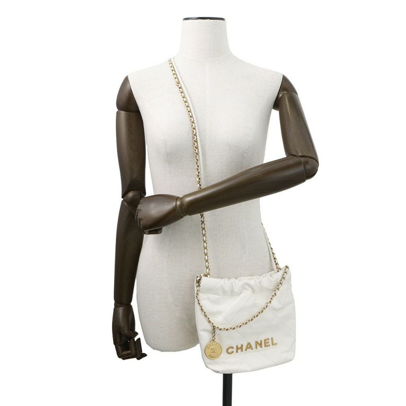 シャネル ハンドバッグ CHANEL 22 ミニ ココマーク シャイニーカーフレザー AS3980 CHANEL 2way 白