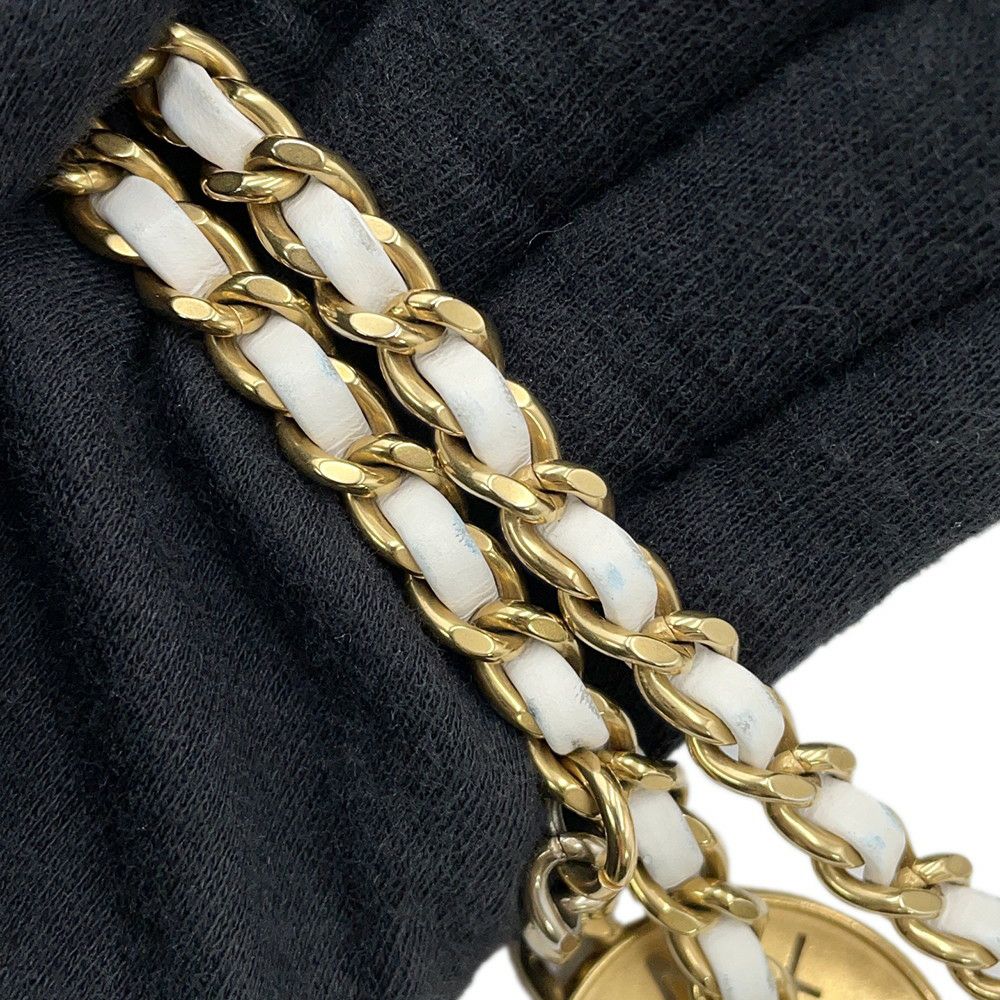 シャネル ハンドバッグ CHANEL 22 ミニ ココマーク シャイニーカーフレザー AS3980 CHANEL 2way 白