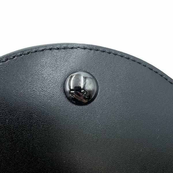 サルヴァトーレ・フェラガモ ショルダーバッグ ヴァラ レザー EZ-21