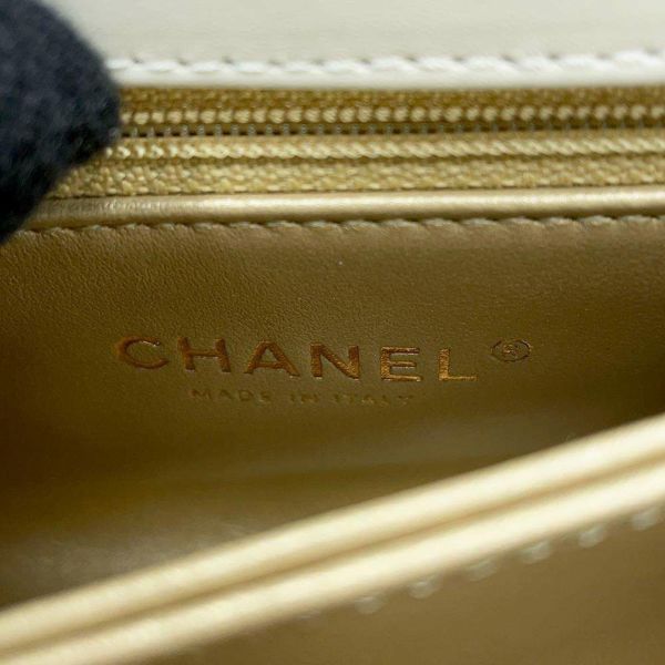 シャネル ハンドバッグ ココマーク マトラッセ トップハンドル カーフレザー AS2215 CHANEL  2wayショルダーバッグ 白