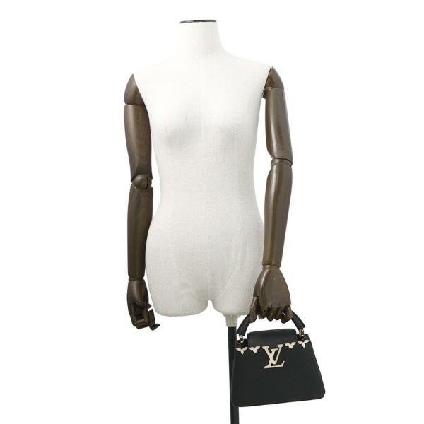 ルイヴィトン ハンドバッグ トリヨンレザー カプシーヌMINI M11342 2way ショルダーバッグ モノグラム･フラワー 黒 ブラック