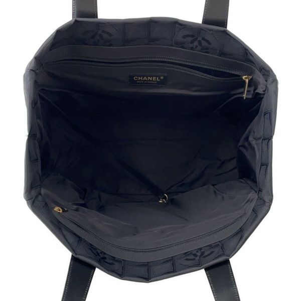 シャネル トートバッグ ココマーク ニュートラベルライン トートMM ナイロン A15991 CHANEL 黒