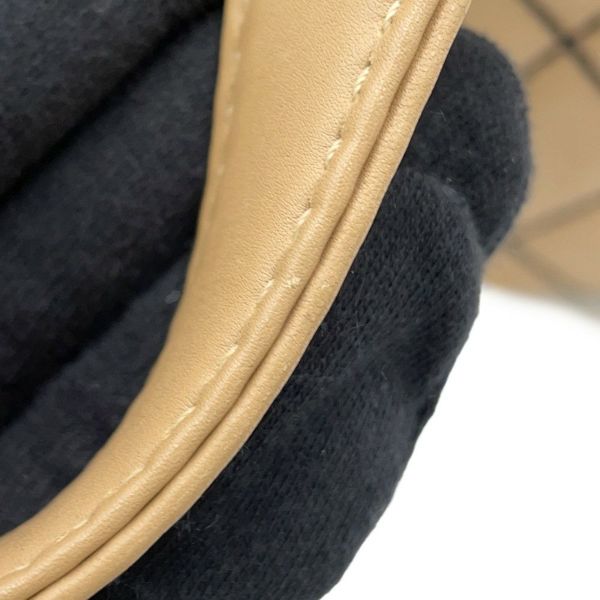 シャネル ハンドバッグ ワイルドステッチ マトラッセ ココマーク カーフレザー A14692 CHANEL