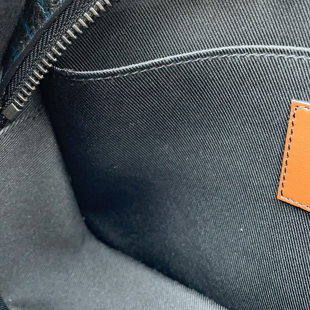 ルイヴィトン ショルダーバッグ モノグラム ・エクリプス ヴォルガ・オンストラップ M69688 LOUIS VUITTON ブラック 黒