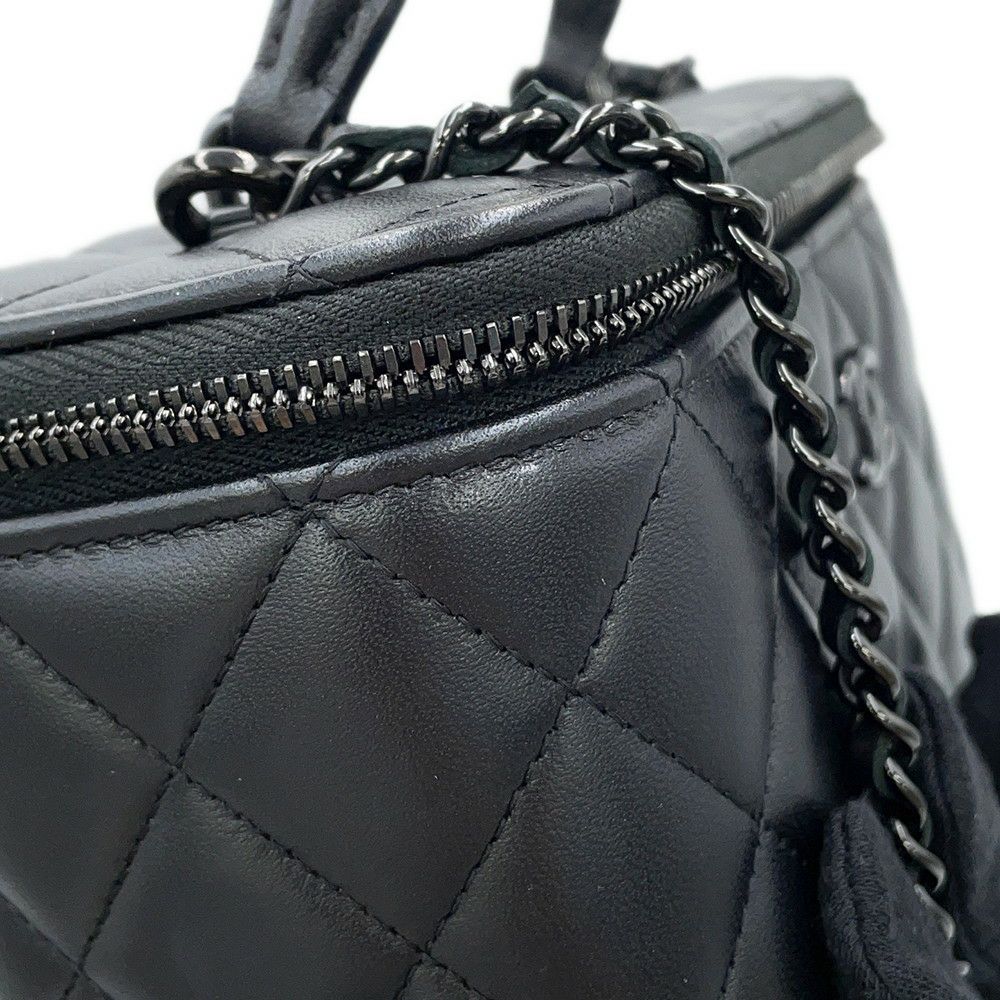 シャネル チェーンショルダーバッグ マトラッセ ココマーク ヴァニティケース ラムスキン AP2199 CHANEL 2way バニティ 黒