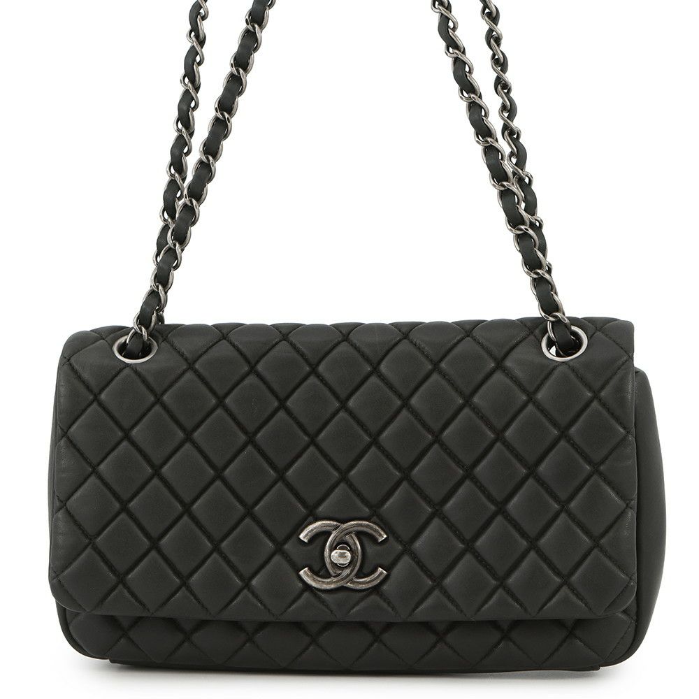 シャネル チェーンショルダーバッグ マトラッセ ココマーク シングルフラップ スパークル レザー CHANEL 黒