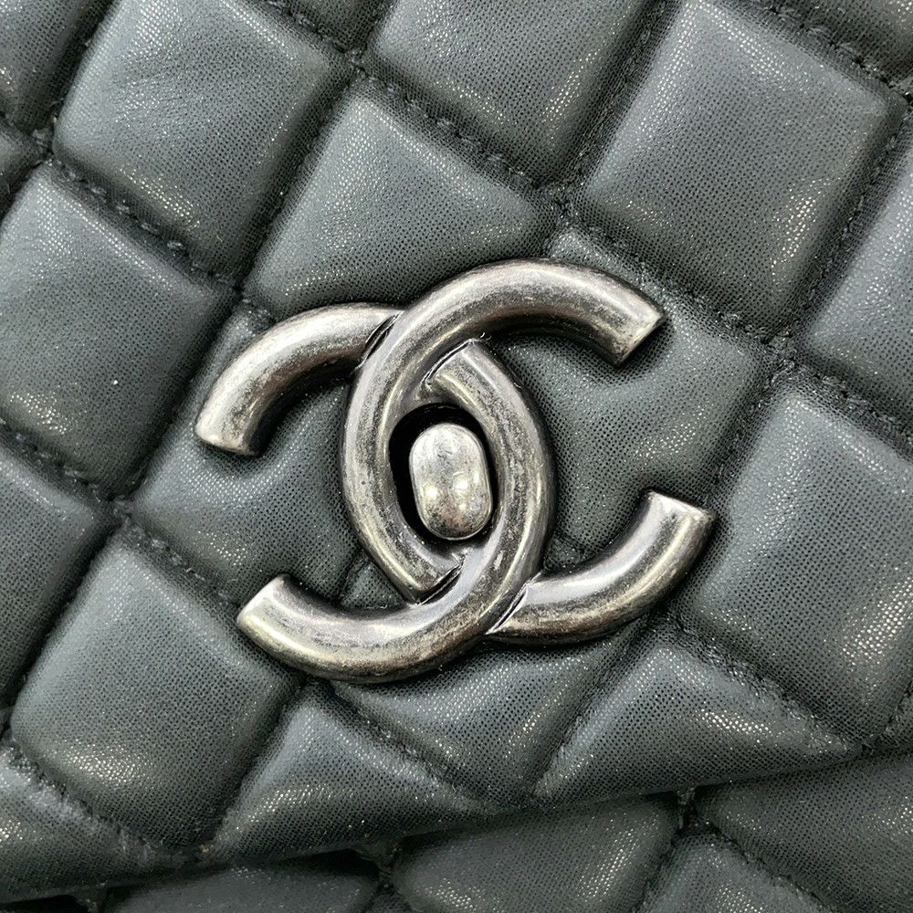 シャネル チェーンショルダーバッグ マトラッセ ココマーク シングルフラップ スパークル レザー CHANEL 黒