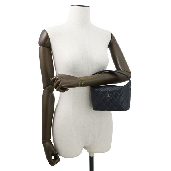 シャネル ハンドバッグ マトラッセ ココマーク チェーンホーボーバッグ キャビアスキン AP4386　CHANEL 2way