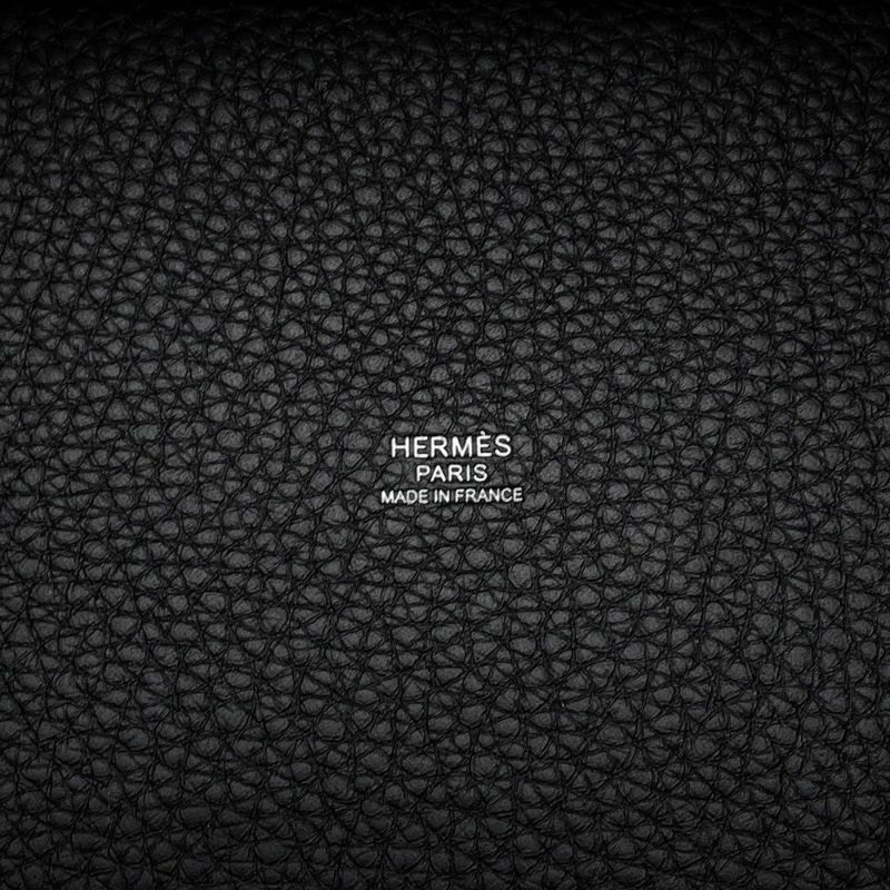 エルメス ハンドバッグ ピコタンロックPM ブラック/シルバー金具 トリヨンクレマンス K刻印 黒