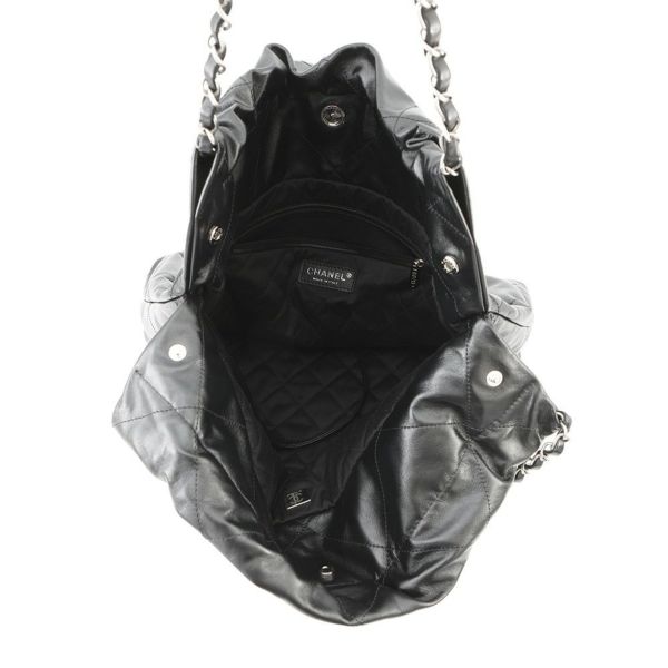 シャネル チェーンショルダーバッグ CHANEL 22 マトラッセ スモール シャイニーカーフレザー AS3261 ポーチ付き 黒