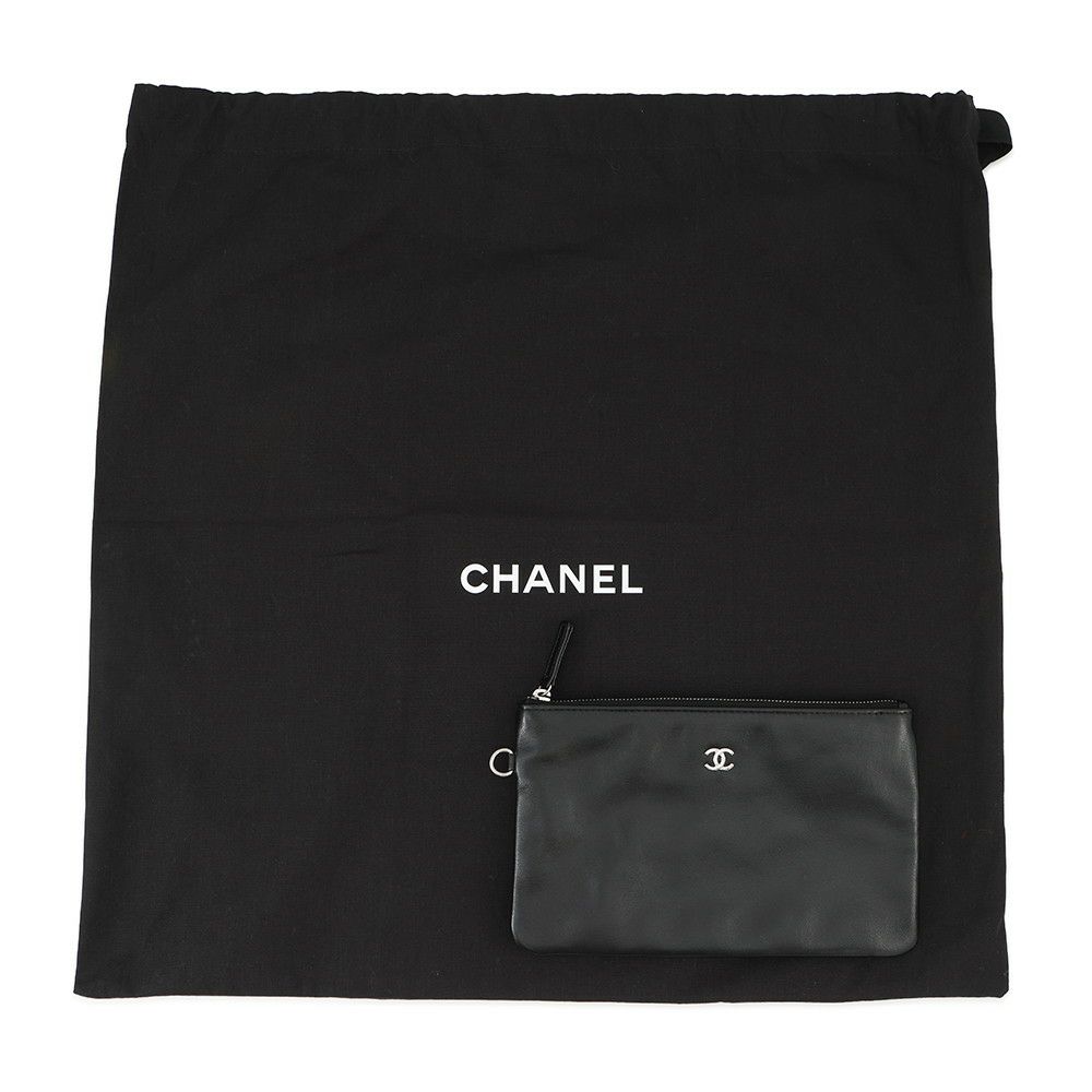 シャネル チェーンショルダーバッグ CHANEL 22 マトラッセ スモール シャイニーカーフレザー AS3261 ポーチ付き 黒