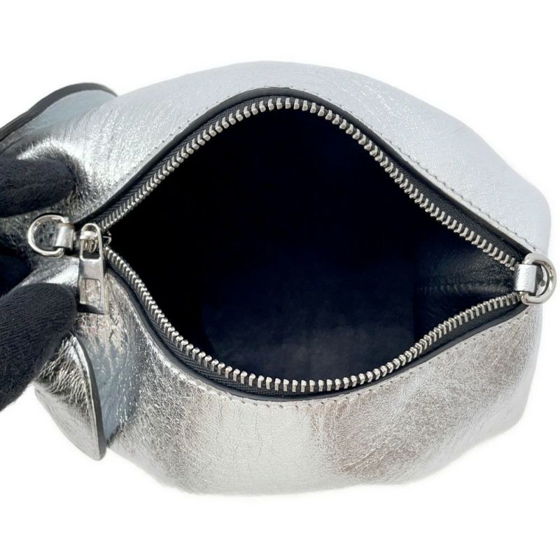 ロエベ ショルダーバッグ エレファント ミニ レザー 199.43.M93 LOEWE