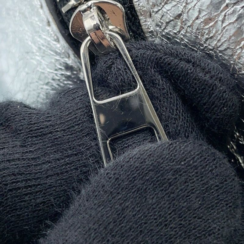 ロエベ ショルダーバッグ エレファント ミニ レザー 199.43.M93 LOEWE