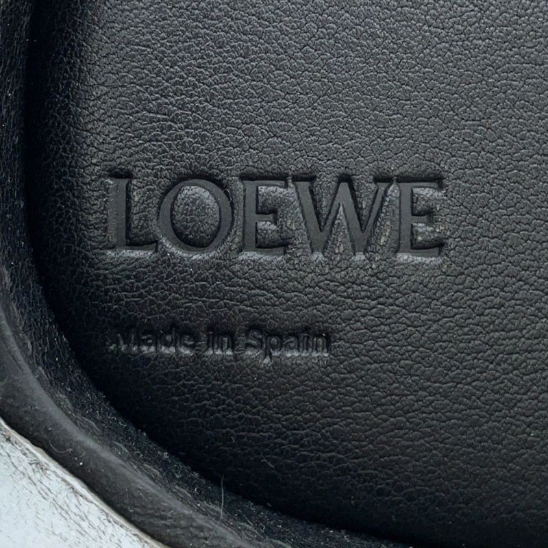 ロエベ ショルダーバッグ エレファント ミニ レザー 199.43.M93 LOEWE